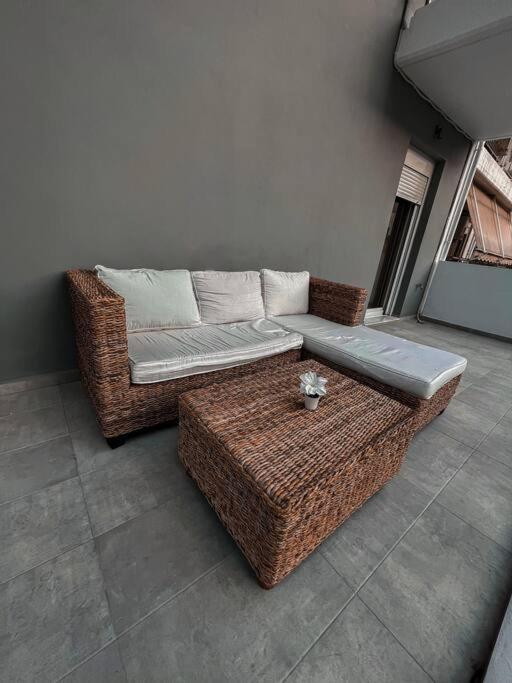 Escala Double Loft 1 & Parking In The City Center فولوس المظهر الخارجي الصورة